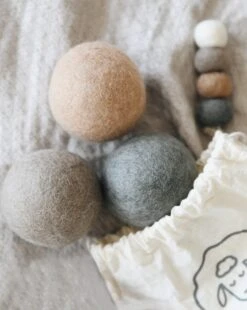 Wool Dryer Balls -Mersea Sales Store DRYER GREY 3