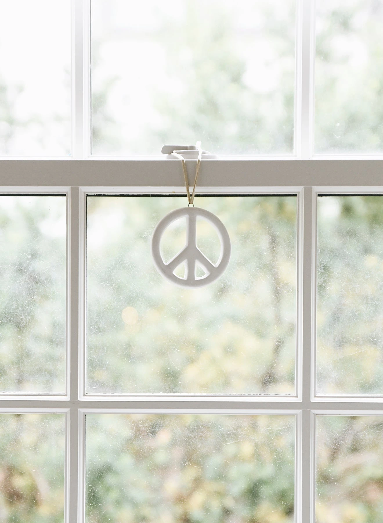 Mersea - Ceramic Diffuser Peace Ornament & Scented Sea Pines Oil Bundle (Add-On) 8 Mersea - Ceramic Diffuser Peace Ornament & Scented Sea Pines Oil Bundle (Add-On) - Image 6