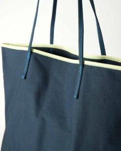 Le Canvas Tote -Mersea Sales Store le canvas tote navy 2