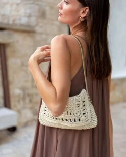 MerSea - Sun Chaser Straw Pochette - Natural -Mersea Sales Store sun chaser straw pochette natural 5 801346e2 3287 4b1e a87e 566997ae0098